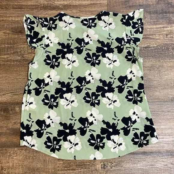 Sage Floral Officecore L Large Chic Spring Capsule Wardrobe Soft Girl Aesthetic - Picture 3 of 9